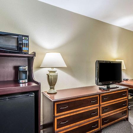 Clarion Hotel Cincinnati North Sharonville Eksteriør billede