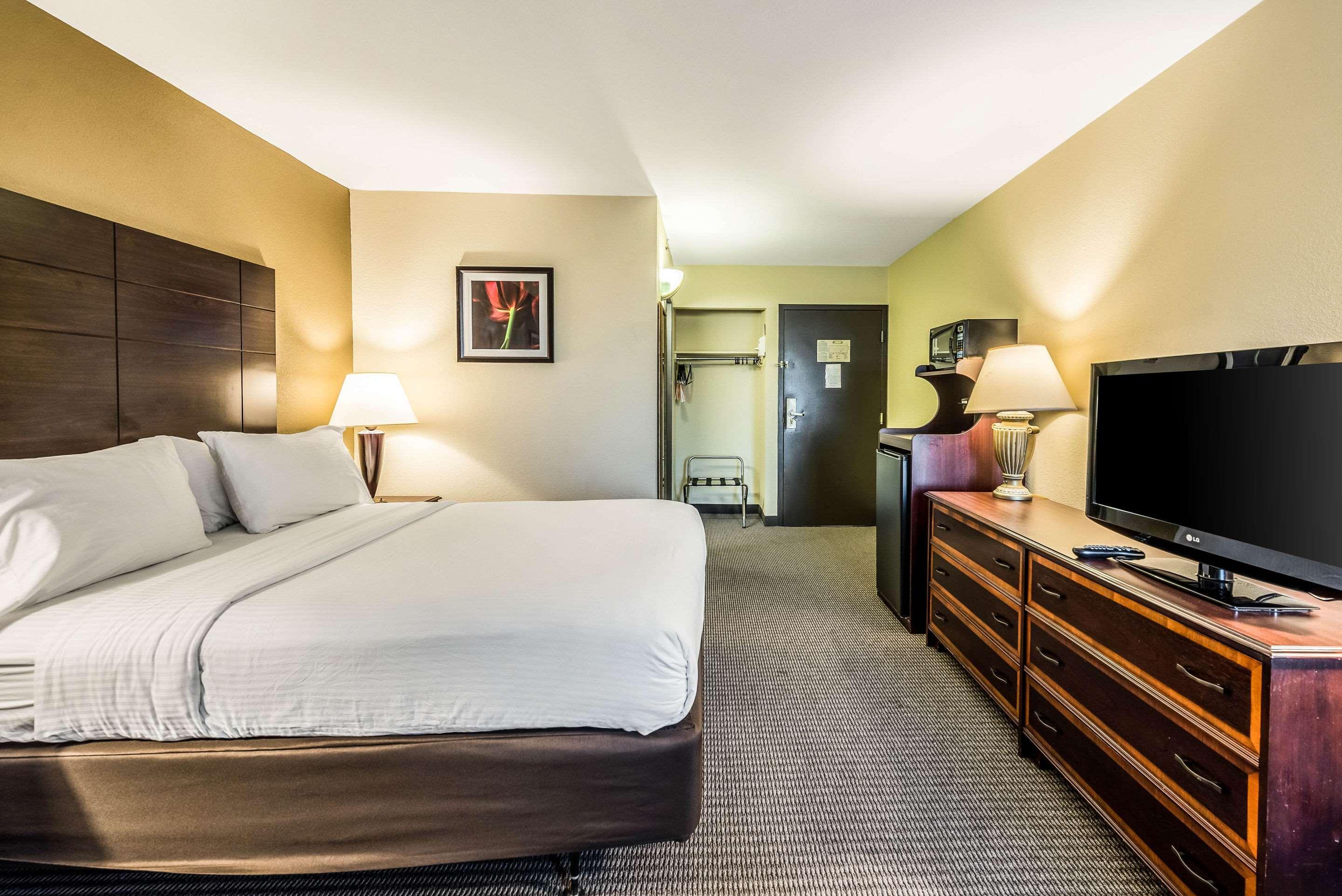 Clarion Hotel Cincinnati North Sharonville Eksteriør billede