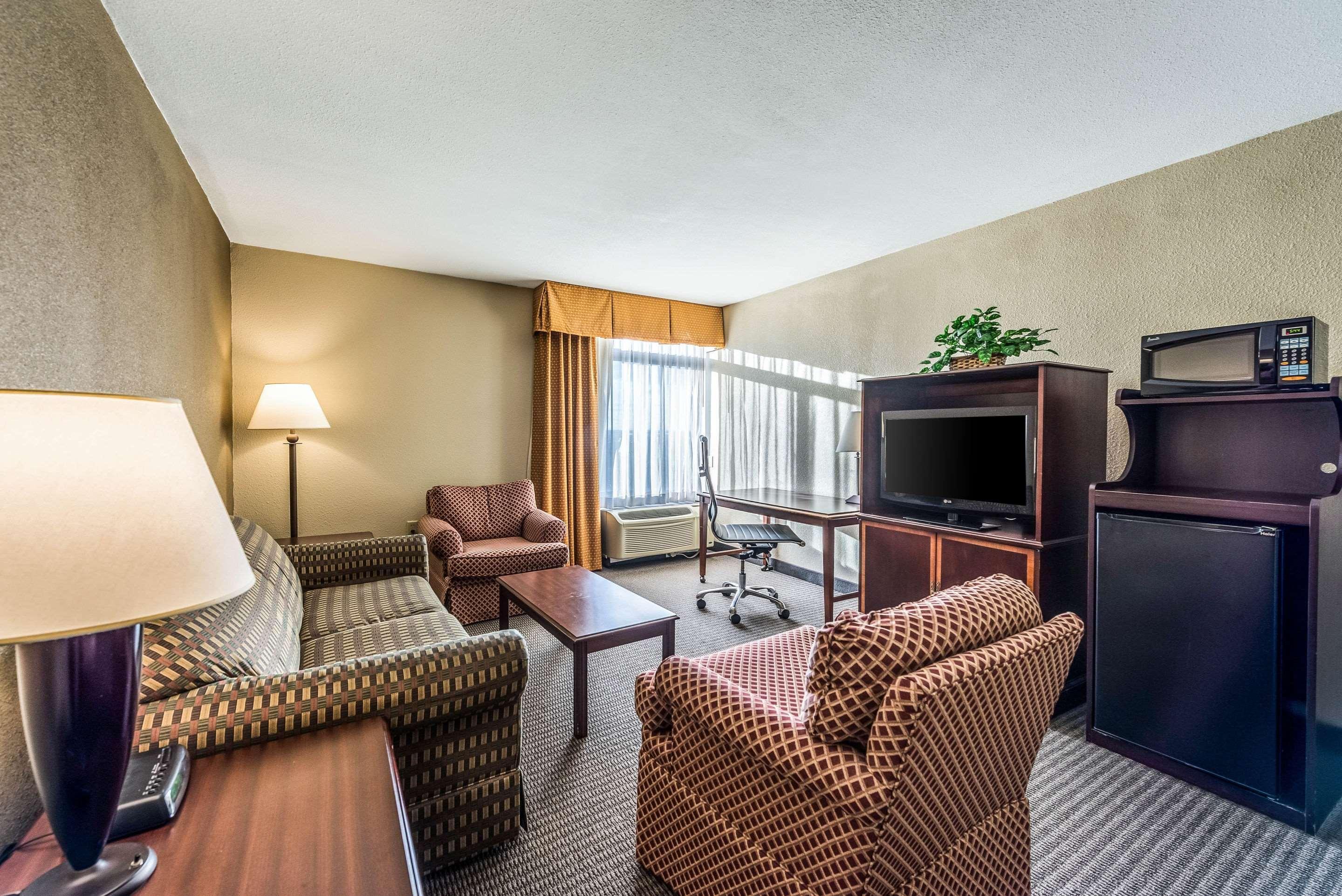 Clarion Hotel Cincinnati North Sharonville Eksteriør billede