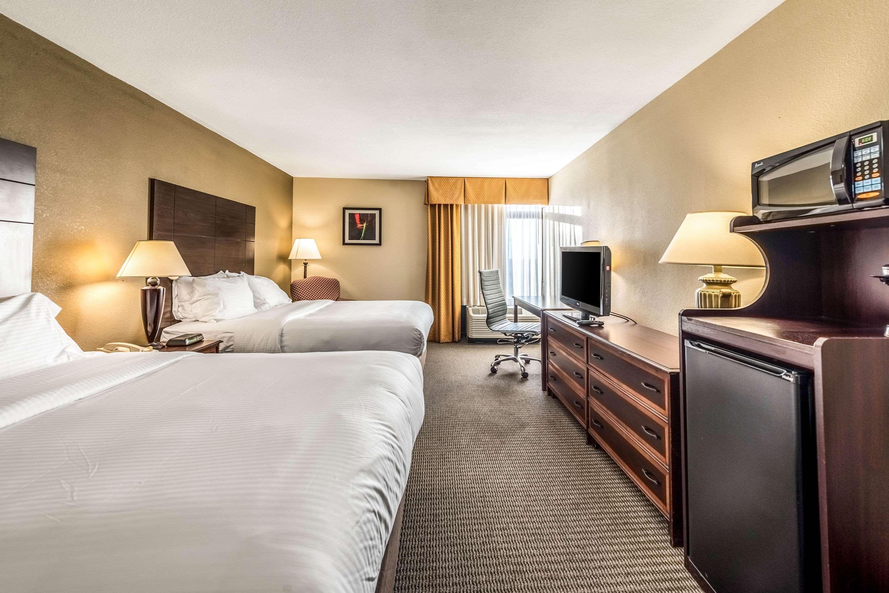Clarion Hotel Cincinnati North Sharonville Eksteriør billede