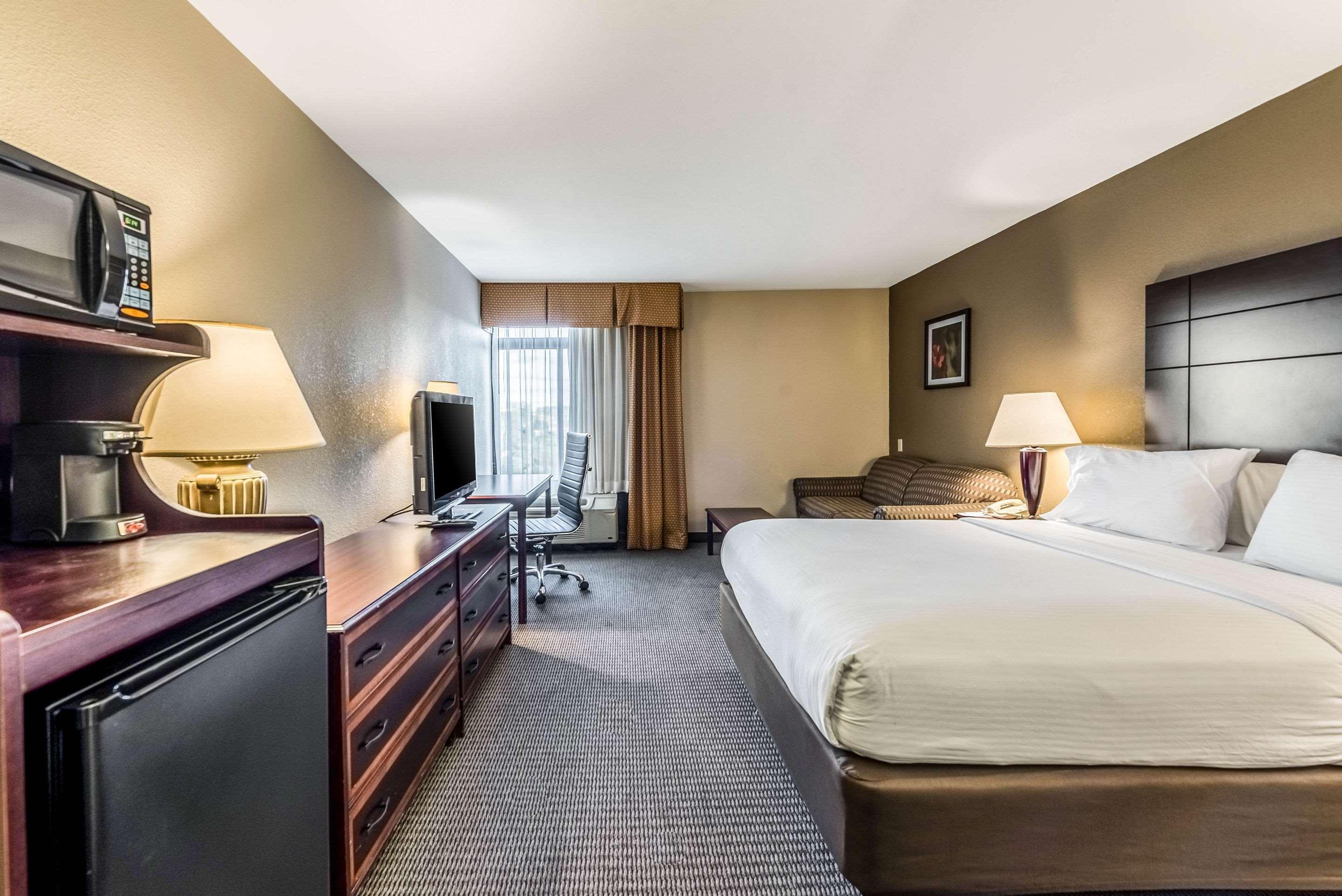 Clarion Hotel Cincinnati North Sharonville Eksteriør billede