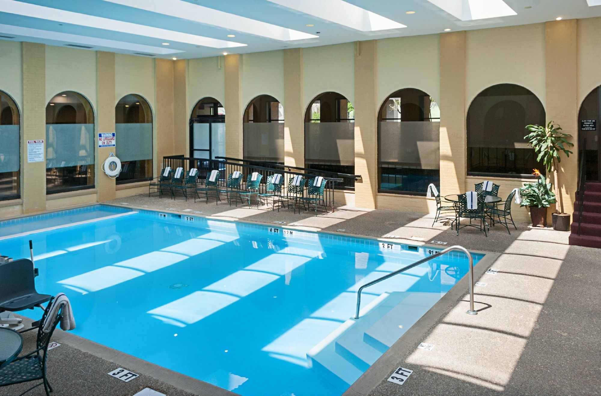 Clarion Hotel Cincinnati North Sharonville Eksteriør billede